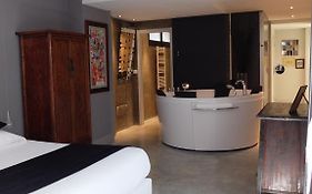 Be Loft B&B Pool & Spa